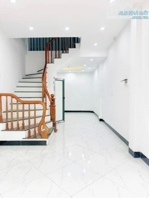 Bá,n Nhà Lai Xá - Kim Chung, 35m2*4Tầng 4PN Đủ Công Năng, Xây độc lập, cách QL 32 chỉ 300m - 2