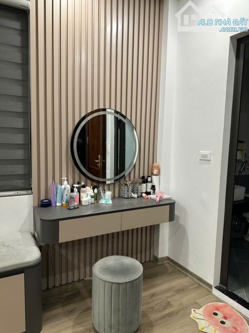 RẺ NHẤT TẦM GIÁ 6,4 TỶ , BẠCH MAI , 32M² x 5T MỚI TINH , Ở NGAY , ĐỐI DIỆN CHỢ MƠ - 2