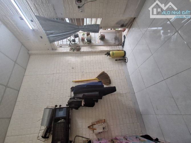 💥 Dãy Trọ 2 Tầng Dòng Tiền Ổn Định - Hẻm Xe Hơi Tránh - 80m2 - Ngang To 7.35m - Chỉ 6.X T - 2