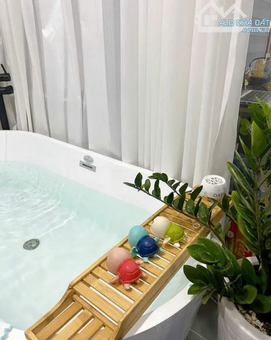 BÁN NHÀ TRỊNH ĐÌNH TRỌNG TÂN PHÚ, HXT, Ô TÔ ĐẬU CỬA, ĐẸP NHƯ RESORT, GIÁ 8 TỶ - 2