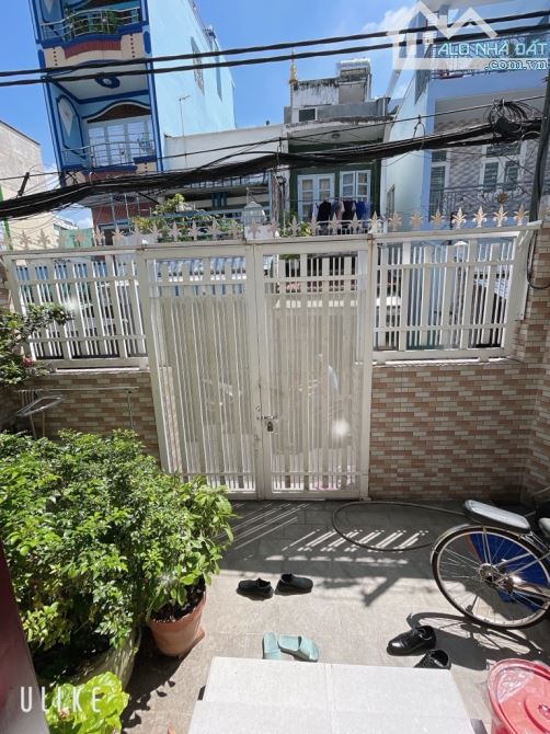 Bán Nhà Quận 7 Huỳnh Tấn Phát - Nhà 2 Tầng - 84.2m2 Đất KDC Hiện Hữu, Ngang 5.5m bề thế - 2