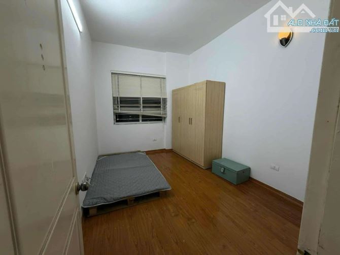 Bán căn hộ chung cư 137 Nguyễn Ngọc Vũ 110m2 3 ngủ 2 vệ sinh full nội thất giá 7,4 tỷ - 2