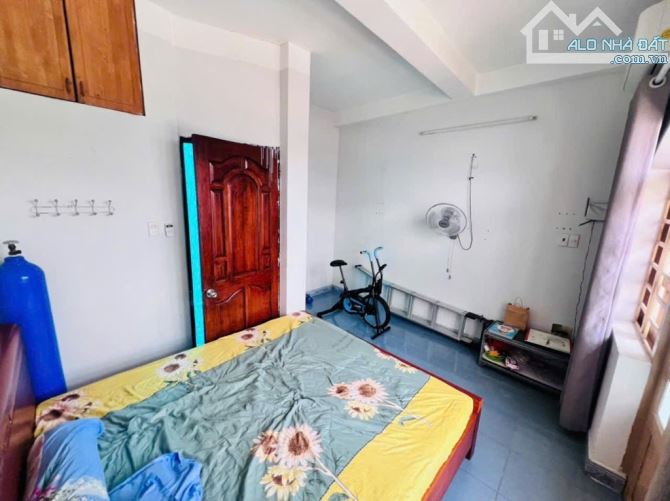 Nhà 3 tầng FULL nội thất Cách mạng Tháng 8, Tân Bình - 2