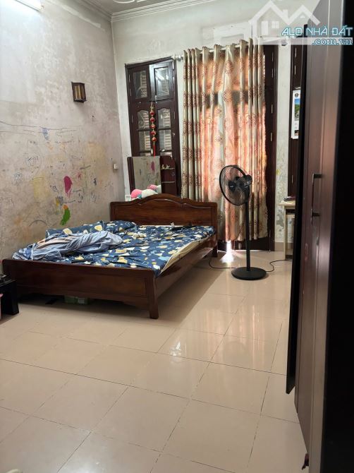 BÁN NHÀ RIÊNG ĐƯỜNG KIM MÃ BA ĐÌNH - GIÁ TỐT NGÕ Ô TÔ KINH DOANH ĐỈNH: DT 96M2 - 33.5 TỶ - 2