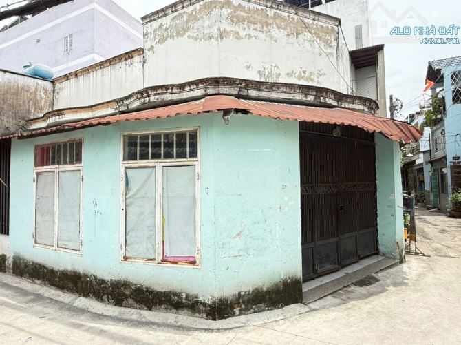Siêu phẩm Góc 2 mặt tiền đường, P.Trung Mỹ Tây - Gần Co.op Mart. DT: 10.6x13m Giá: 6.2 tỷ - 2
