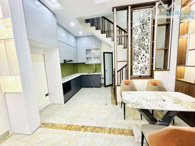 BÁN NHÀ VỊ TRÍ VÀNG- PHỐ #MINHKHAI - MẶT TIỀN KHỦNG 5,2M – GIÁ CHỈ 8,05 TỶ! - 2