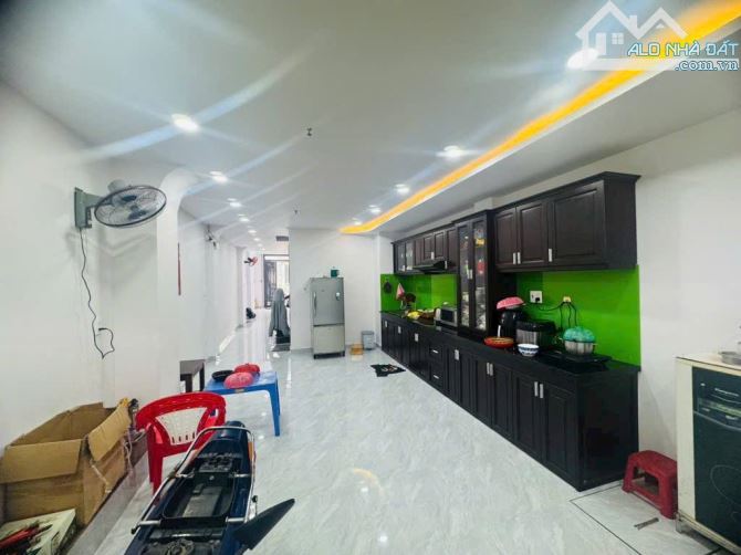 Hẻm 8m Nguyễn Sơn, Phường Phú Thọ Hòa, Nhà lửng 4 lầu ST, DT 4x18m, giá 11.9 tỷ - 2