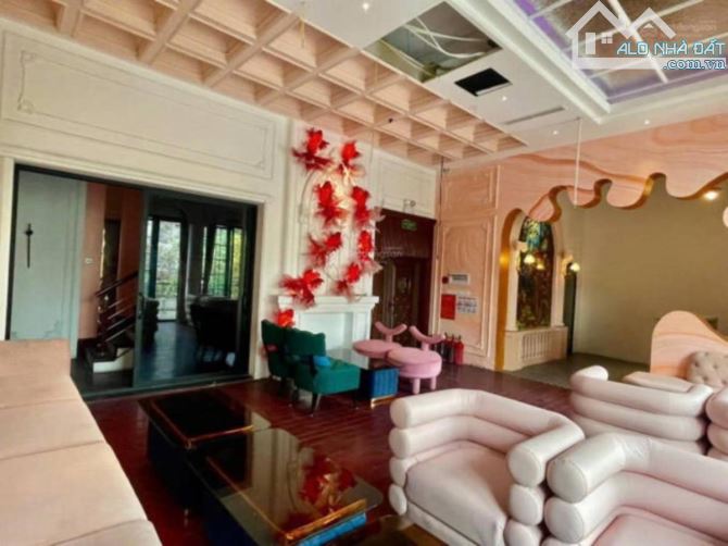 Bán 300m2 DTSD Mặt Phố Quận Hoàn Kiếm MT12m-3T VỪA Ở VỪA KD 33 Tỷ Hàng Bài. - 2