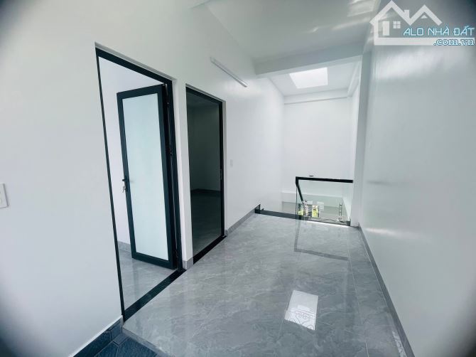 🏡 Nhà 3 Tầng Tuyến 2 Đường Cam Lộ – Hồng Bàng – Giá Chỉ 2,35 Tỷ - 2