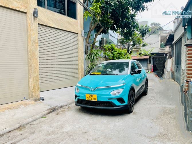 NHÀ THẠCH BÀN MỚI ĐẸP -THANG MÁY - GARA ÔTÔ - FULL NỘI THẤT Ở LUÔN - 3 THOÁNG: 46M2 x 5TẦN - 2