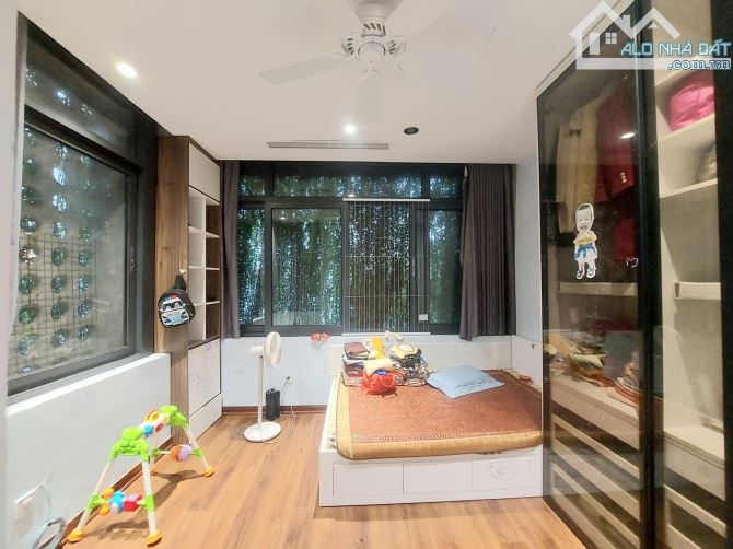 Bán biệt thự mặt phố Vĩnh Hưng, nhà đẹp, thiết kế hiện đại, bể bơi trong nhà, thang máy. - 2