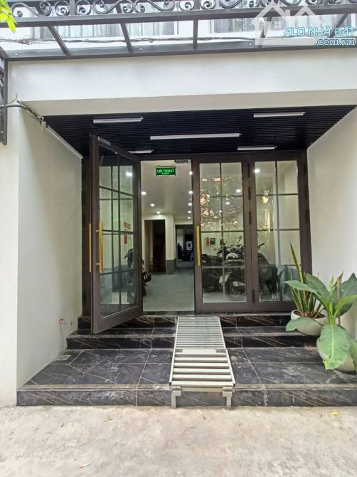 Toà chung cư mini quận Cầu Giấy 80 m2 xây 7 tầng thang máy 19 phòng dòng tiền 120 triệu - 2
