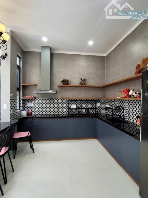 💥Nhà ,TC 8*14m,hẻm Nguyễn Hữu Thấu,gần Hoàng Việt,nhiều lô khác - 2