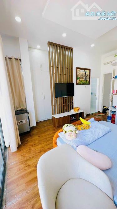 NHÀ ĐẸP HIẾM BÁN KHU VIP ĐƯỜNG SỐ Q4 GÓC 5 TẤM 2 MT 8M GIÁ 12TỈ 7 HÀNG HIẾM HÌNH THẬT - 1