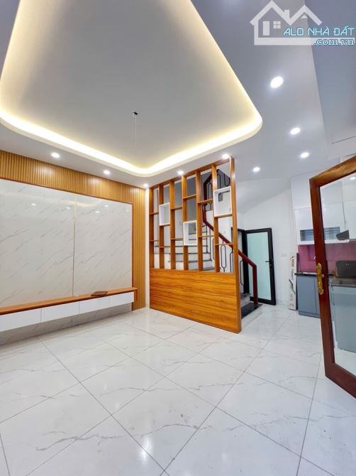 🏠 Xuân Đỉnh, 39m2 nhỉnh 8 tỷ, mới koong, ô tô đỗ cửa, sát mặt phố, hàng xóm Ciputra - 2