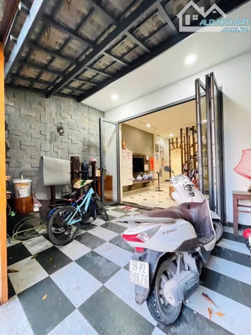 NHÀ 3 TẦNG  -THANH XUÂN 52- QUẬN 12 -dt 68m(4.5×15,5) giá 4,4 tỷ - 2