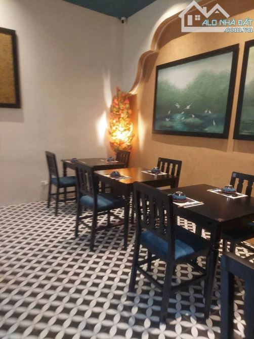 BIỆT THỰ PHÁP CỔ , HÀNG BÔNG *** HOÀN KIẾM ,MT 8 M,KINH DOANH ĐỈNH 100M,GIÁ CHÀO 24 TỶ - 2