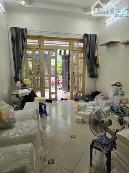 Vị Trí Đắc Địa Tân Phú Gần Chợ Tân Hương PTTH Trần Phú 3PN Giá 5,599T - 2