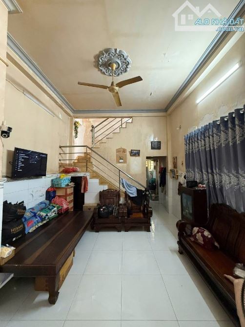Ngang 13m nhà không quy hoạch không lộ giới đường Thống Nhất Phường 11 Gò Vấp giá 4 tỷ 72 - 2