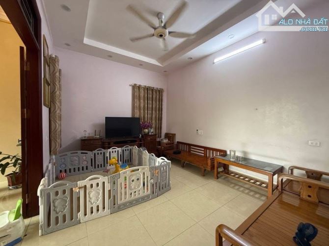 Bán nhà + vườn 200m2  khu phân lô ngay Liên Ninh - Thanh Trì, Ở cực sướng - 2