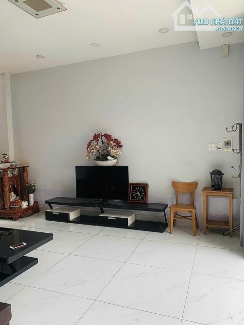 Cho thuê nhà đường số 4, linh xuân, thủ đức - 2