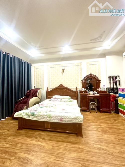 Khu VIP đường Trần Thị Trọng ( Cống Lở), nhà 5 tầng, 4,2x19m nhỉnh 9 tỷ - 1