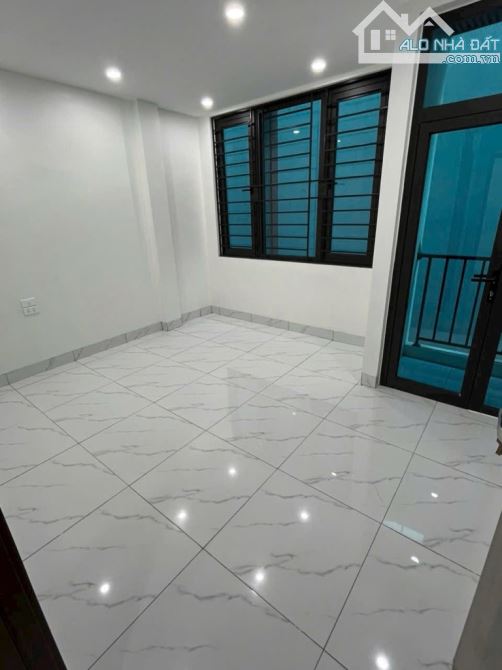 Bán căn nhà 6phòng ngủ 42m2 giá chỉ 3,4ty. Nhà ở an khánh - 2