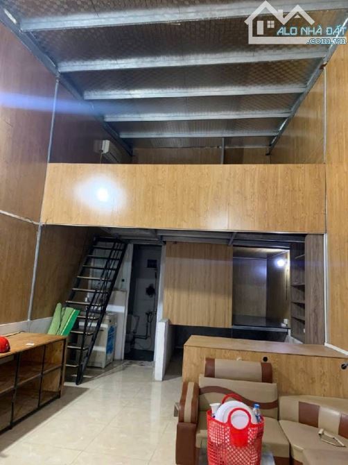 BÁN NHÀ Cấp 4 GA NHỔN , ĐẠI HỌC CÔNG NGHIỆP HN , OTO cách 10m - 2