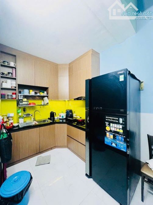 Cần bán gấp nhà 73m2(4x18)x2,hẻm 10m, hương lộ 2, btđA, bình tân, shr, chỉ 5.3 tỷ TL - 2