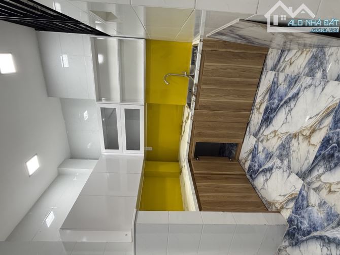 Bán nhà mới Dương Bá Trạc khu vip quận 8. Diện tích 42m2 - 2