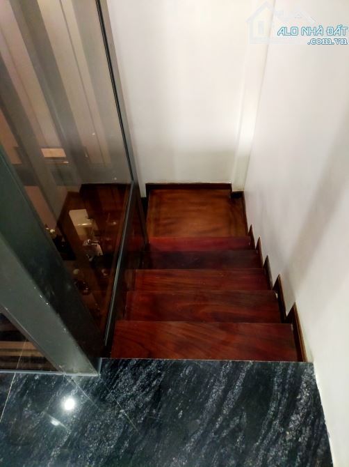 Bán nhà 6 tầng số nhà 74c ngõ 136 cầu diễn giá rẻ - 4
