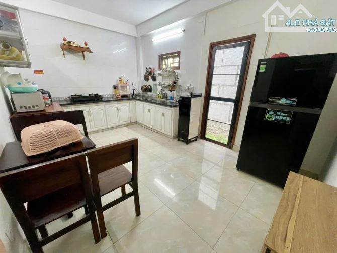 🏡 CHỦ GIẮ SÂU CẦN BÁN NHANH NHÀ 3 TẦNG ĐẸP ĐƯỜNG 7M5 – THANH LƯƠNG 15, KHU ĐT HÒA XUÂN, Đ - 3