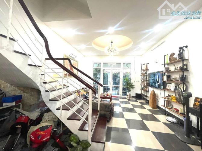 AN DƯƠNG VƯƠNG - TÂY HỒ - 105M - 18 TỶ - DIỆN TÍCH RỘNG - GIÁ DẦU TƯ - Ô CHỜ THANG MÁY - 3