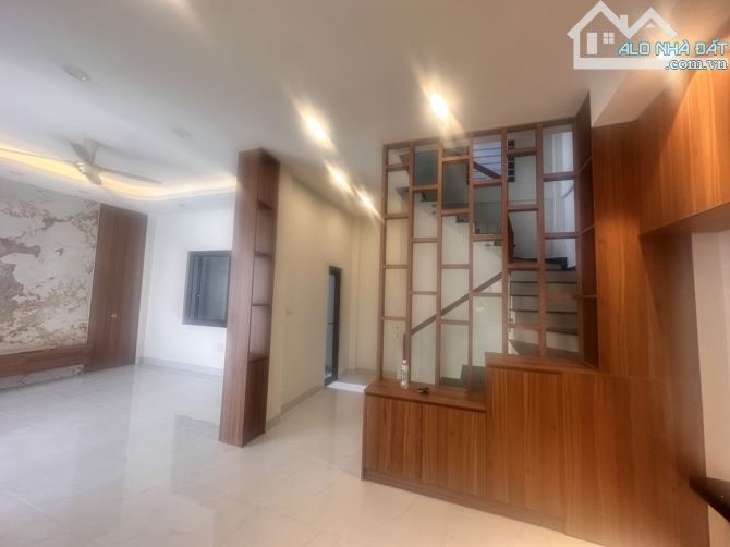 LẠC LONG QUÂN – THIẾT KẾ HIỆN ĐẠI – MT 4M – 35M² – 5 TẦNG – 8.5 TỶ (2ĐCG69183) - 3