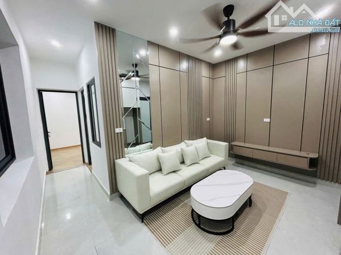 BÁN TẬP THỂ BÓNG ĐÈN, RẠNG ĐÔNG, NGUYỄN TRÃI, THANH XUÂN. 65M2- 3PN.3,1 TỶ - 3