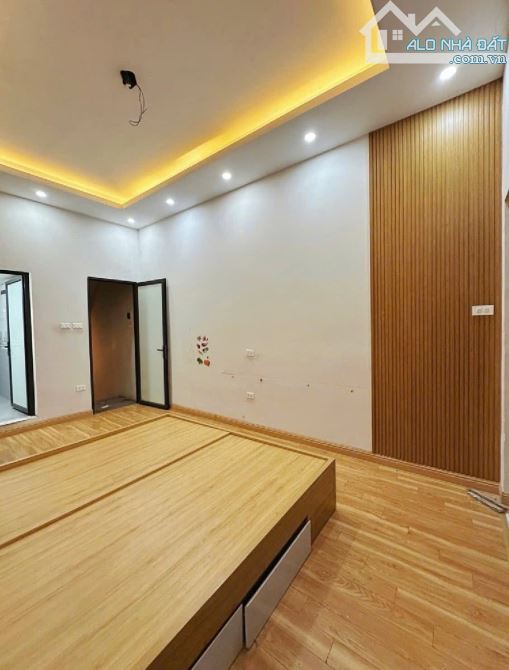BÁN GẤP NHÀ PHƯỜNG HAI BÀ TRƯNG: 5 TẦNG, THANG MÁY, SỔ ĐỎ, FULL NỘI THẤT - 3