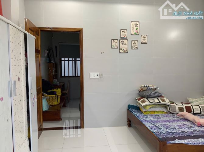 Hạ giá 550 triệu Nhà mặt tiền Sông Vàm Thuật giá chỉ bán trong 2 tuần - 3