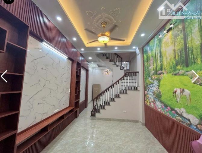 KHƯƠNG TRUNG-THANH XUÂN - 10M RA MẶT PHỐ - KHU SẦM UẤT - 40M - 4TẦNG - NHỈNH 8TY - 3