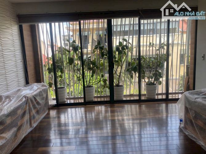 Villa Phố Khu Lam Sơn, Bình Thạnh - 8 x 23m, 4 lầu siêu đẹp, nội thất cao cấp chỉ 3x tỷ - 3