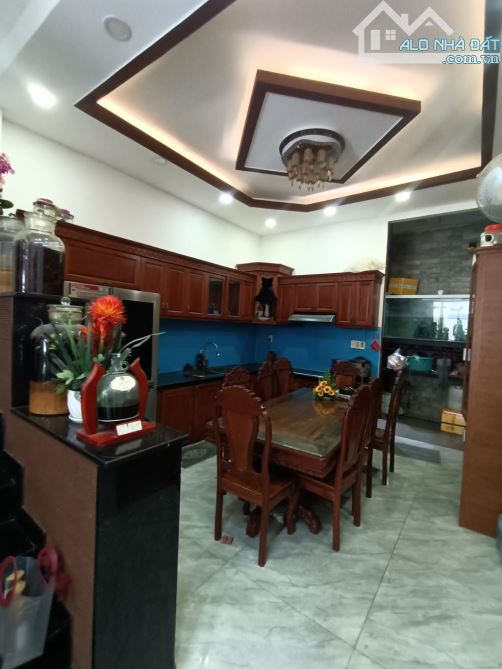 NHÀ ĐẸP Ở NGAY 4 TẦNG HẺM 5m NỘI THẤT XỊN XÒ, GẦN LÝ TẾ XUYÊN, 4X20 NHỈNH 8 TỶ. - 3