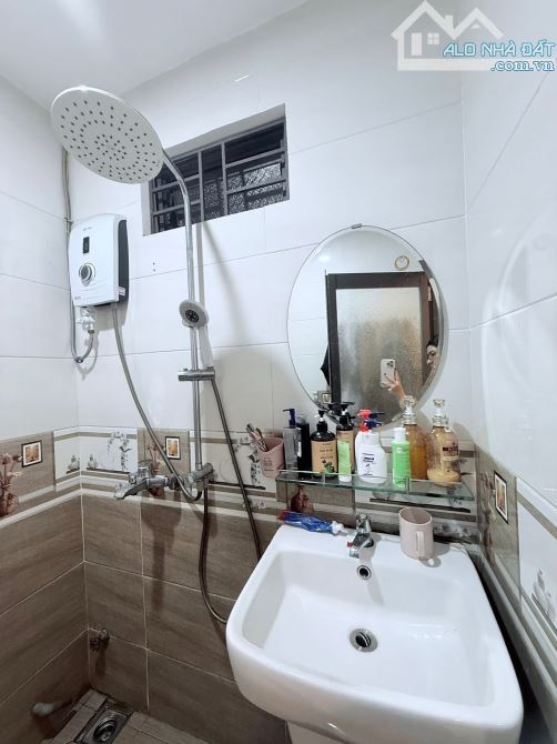 Bán nhà kiệt 408 Hoàng Diệu 3 mê 3 tầng , 2 mặt kiệt trước sau thông thoáng cách kiệt ô tô - 3