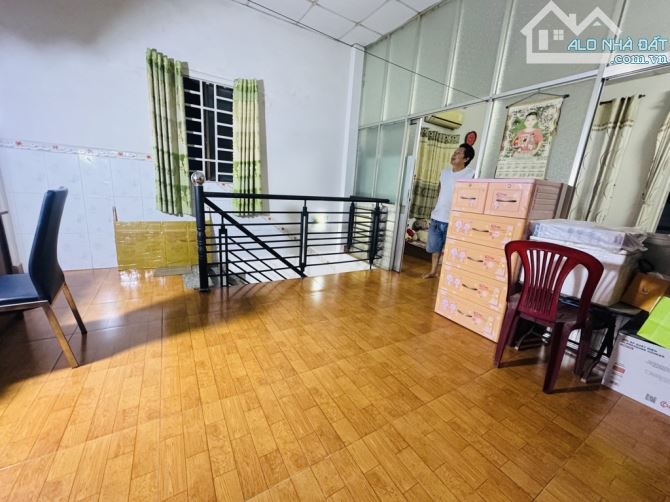 BÁN NHÀ ĐẸP DIỆN TÍCH LỚN - NGANG GẦN 6M  - BÌNH ĐÔNG - NGAY CHUNG CƯ AQUA - CHỈ 5,2 TỶ. - 3