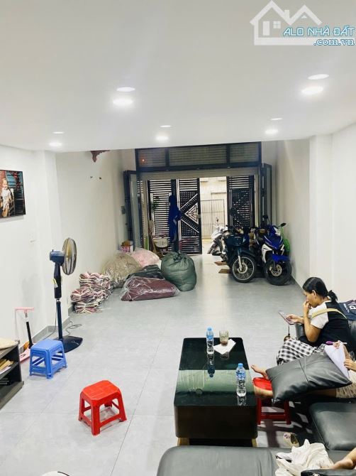 HẺM 8M THÔNG - TRỊNH ĐÌNH TRỌNG - PHÚ TRUNG - TÂN PHÚ - 88M2 -5TẦNG - 12tỷ7 TL - 3