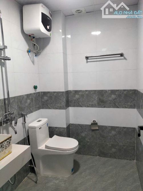 🔥KHÔNG CÓ CĂN THỨ 2 - PHỐ TRẠM 6.x Tỷ CĂN GÓC 2 THOÁNG 39M2 x 5 TẦNG ÔTÔ ĐỖ CỬA - NHÀ ĐẸP - 2