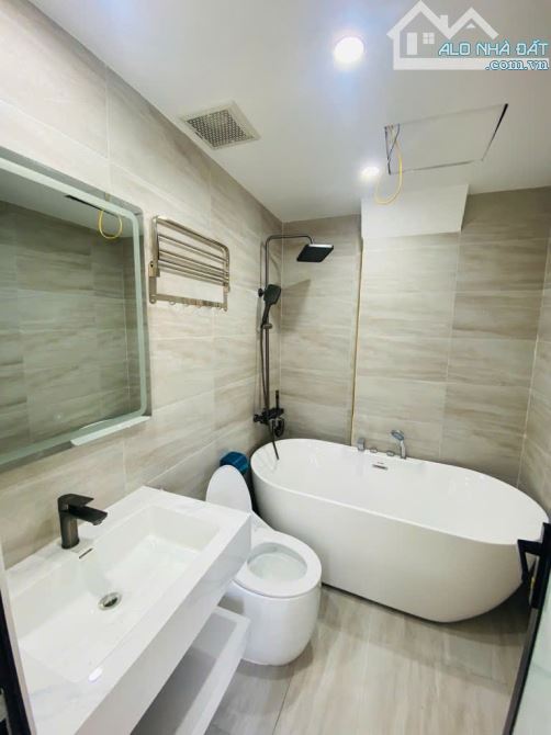 BÁN NHÀ PHỐ TRẠM DT 50M2, 6 TẦNG , GIÁ 9.75 TỶ, THANG MÁY, FULL NỘI THẤT, GẦN Ô TÔ,AEON MA - 3