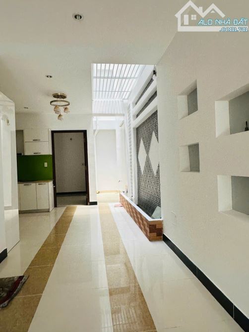 Hẻm xe Hơi 6M Đường Lam Sơn, Cửu Long Ngay Sân Bay Khu Vip 4 Tầng 8 tỷ9 - 3