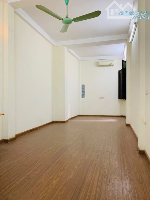 Bán nhà phố Lạc Trung P/Lô ô tô vào nhà, Dt 67m2, 3t, giá 15.65 tỷ, - 3