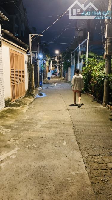 Bán nhà tuyến đường huyết mạch UBND Quận Nhà Bè cũ giá quá cực kỳ yêu  thương. - 3