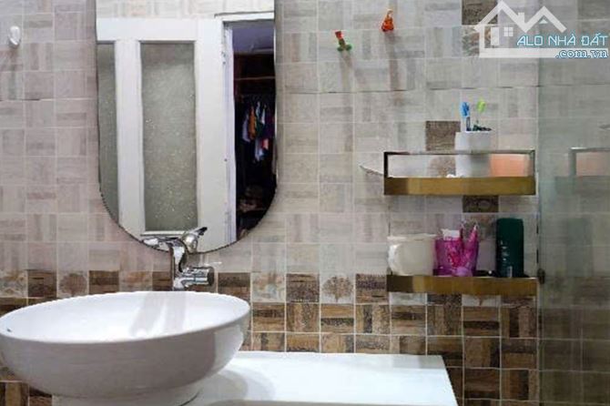 Bán nhà hẻm 3m, Thống Nhất, Gò Vấp, 180 m² (7.5m x 24m), 2 phòng ngủ - Giá 14.8 tỷ TL - 3