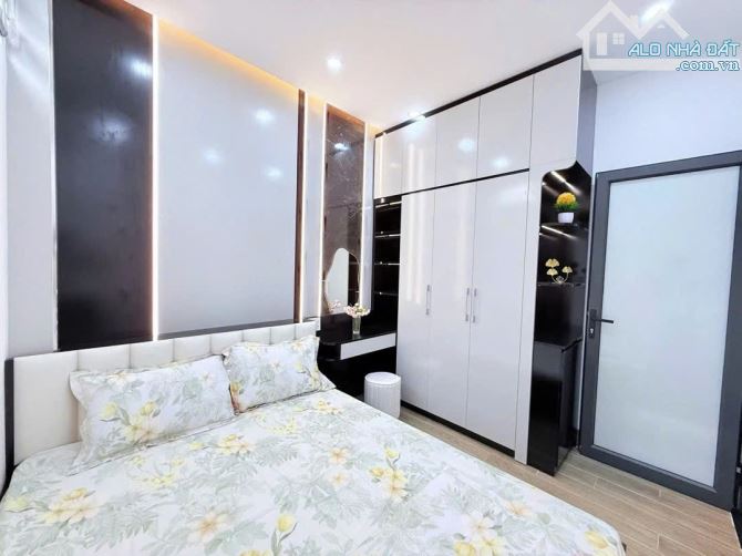 Chính chủ gửi bán nhà 2 tầng lô góc 2 mặt kiệt full toàn bộ nội thất kiệt đường Hải Phòng - 3